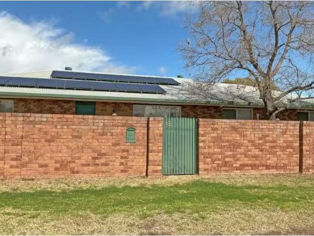 Charming 4 BR 13 Trangie Road, Narromine House for rent Liste.
