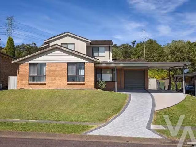 Deal! 4 BR 24 Haddington Drive, Cardiff South, NSW 2285