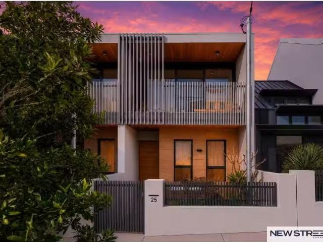 Cozy 4 BR 25 Coleridge Street, Leichhardt House for rent List.