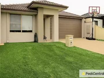 Cozy 4 BR 28 Bondi Way, Aubin Grove, WA 6164