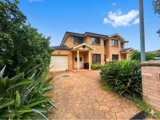 Rental! 4 BR 28 Druitt Street, MOUNT DRUITT House for rent Li.
