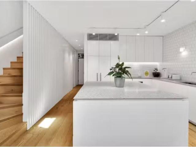 Deal! 4 BR 21 Anderson Street, ALEXANDRIA House for rent List.