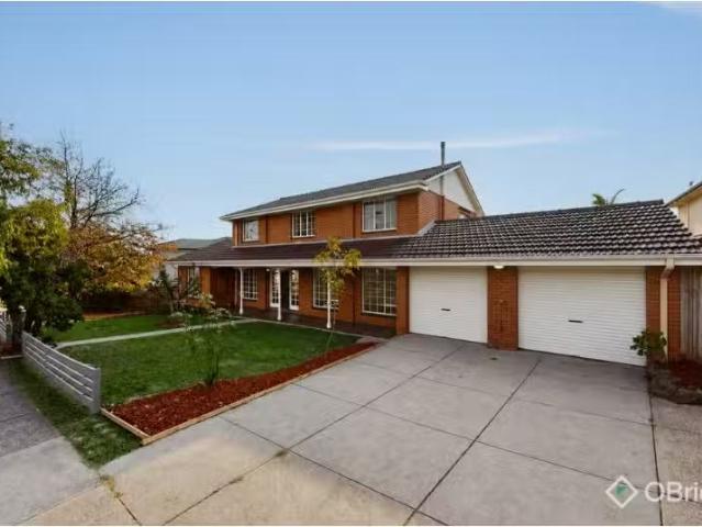 Deal! 4 BR 22 Wadham Parade, Mount Waverley House for rent Li.