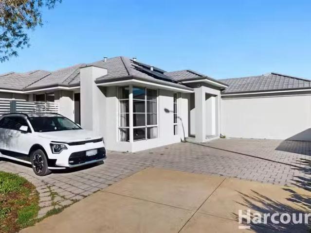 Deal! 4 BR 2 Bittern Court, STIRLING, WA 6021 House for Rent