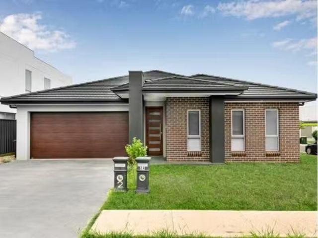 Charming 4 BR 2 Gruen Place, Oran Park House for rent Listed.