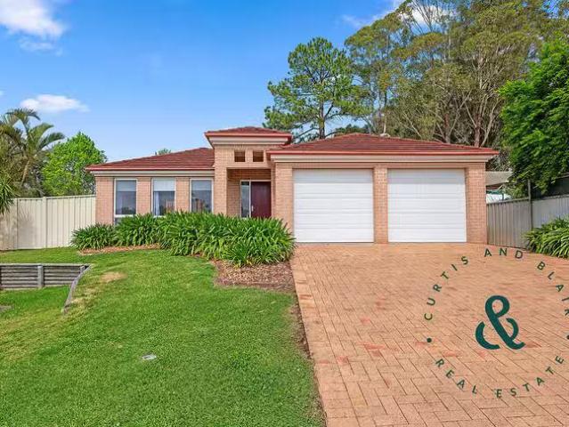 Nice 4 BR 2 Lillypilly Close, Medowie, NSW 2318