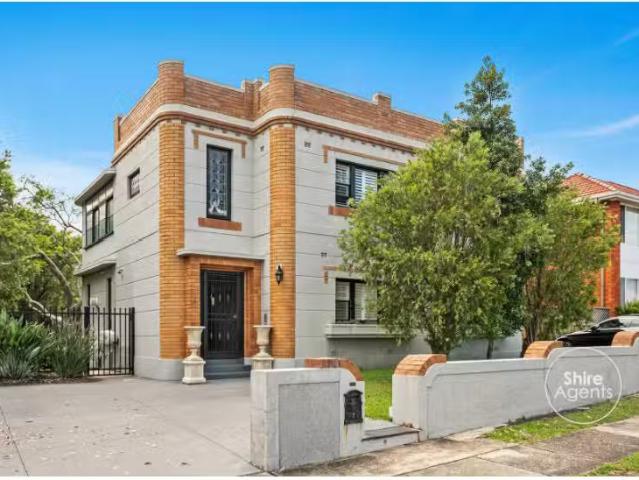 Cozy 4 BR 2B Swan Street, Woolooware Apartment for rent Liste.