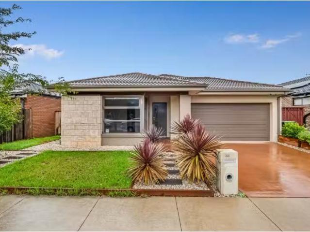 Rental! 4 BR 34 Blackwood Road, LARA House for rent Listed by.