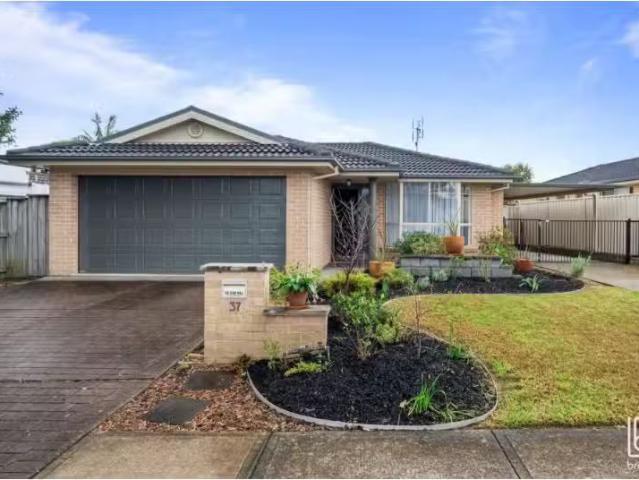New 4 BR 37 Marsden Road, BLUE HAVEN House for rent Listed by.