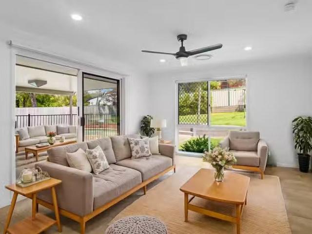 Unique 4 BR 37 Kidman Street, Robina, QLD 4226 House for Rent