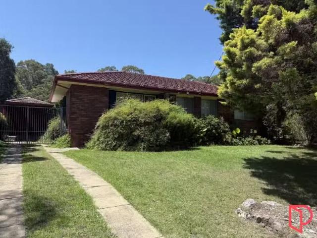 Deal! 4 BR 38 Mcdonald Avenue, NOWRA House for rent Listed by.