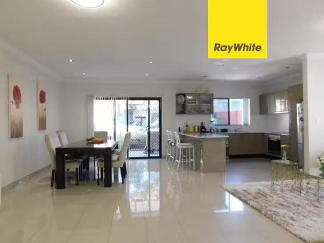 Deal! 4 BR 33B Jacques Avenue, Peakhurst, NSW 2210