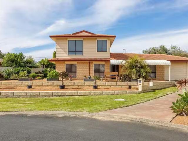 Cheap 4 BR 3 parten Place, Usher, WA 6230