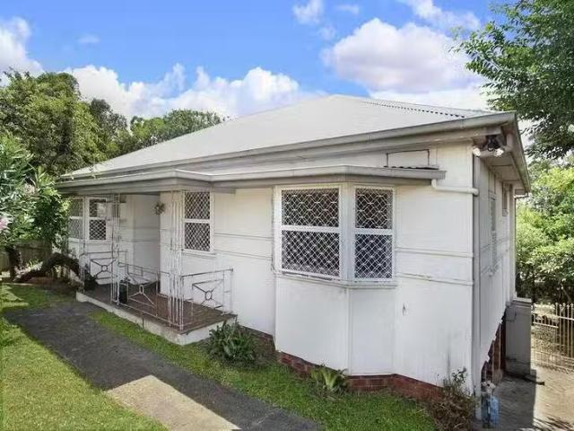 Charming 4 BR 46 Mount Keira Road, West Wollongong, NSW 2500