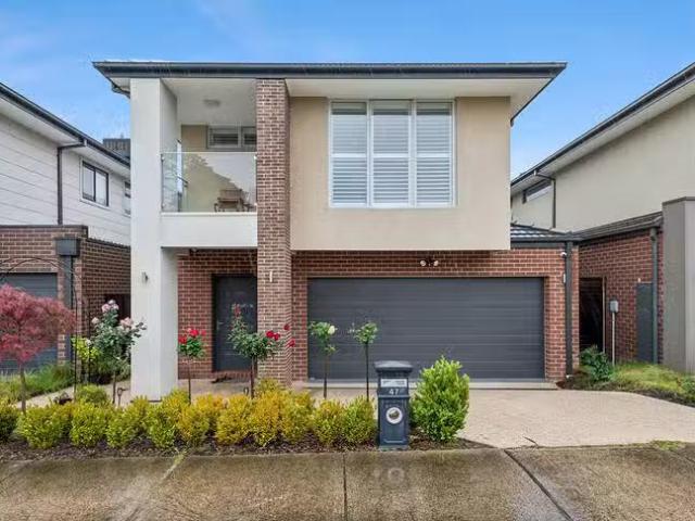 Nice 4 BR 47 Aspect Avenue, Wantirna South, VIC 3152