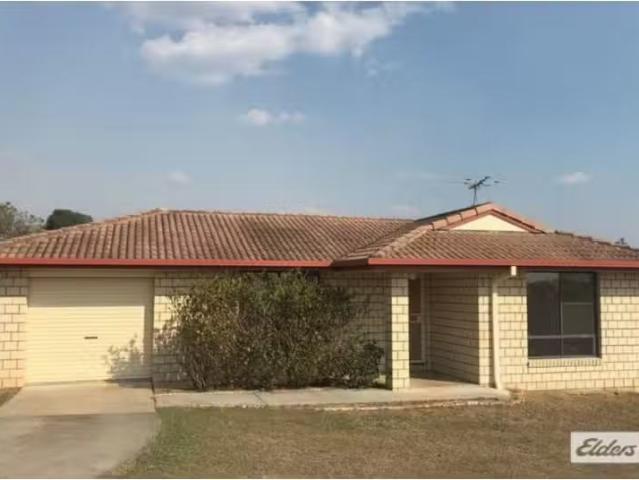 Just in! 4 BR 42 Bush Drive, South Grafton House for rent Lis.