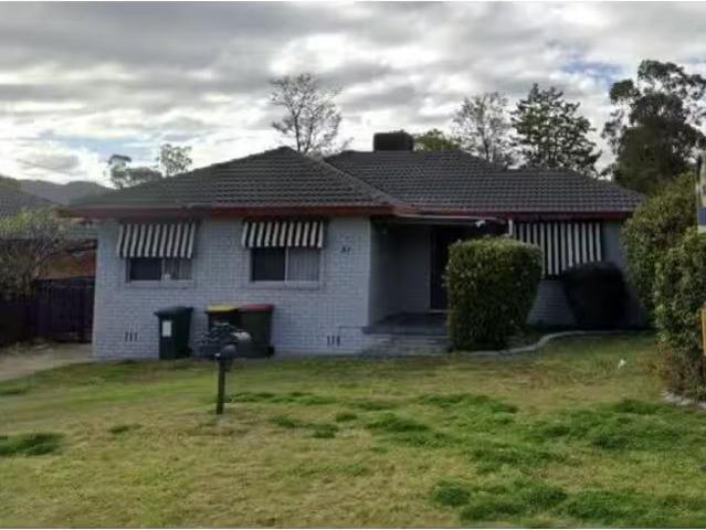 Rental! 4 BR 57 Arinya Street, Tamworth House for rent Listed.