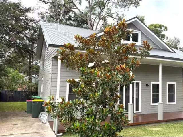 Just in! 4 BR 526A Hawkesbury Road, Winmalee House for rent L.