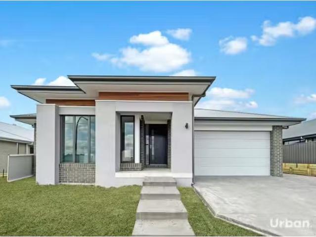 Rental! 4 BR 5 Simmental Street, Lochinvar House for rent Lis.