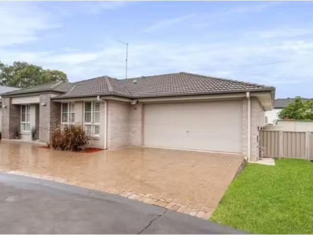 Charming 4 BR 5a Cusack Avenue, Casula House for rent Listed.