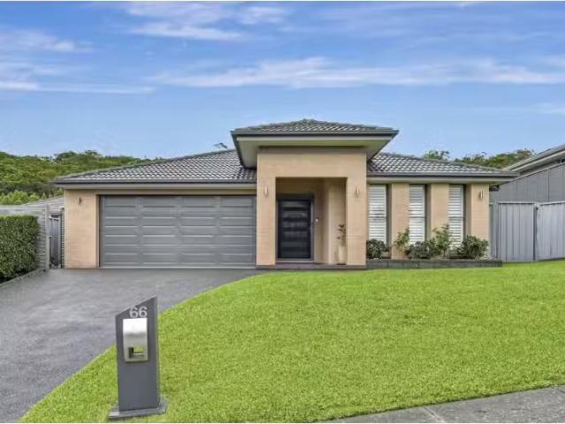 Unique 4 BR 66 Blackwood Circuit, Cameron Park House for rent.