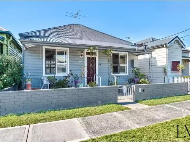 Just in! 4 BR 67 Northumberland Street, Maryville House for re.