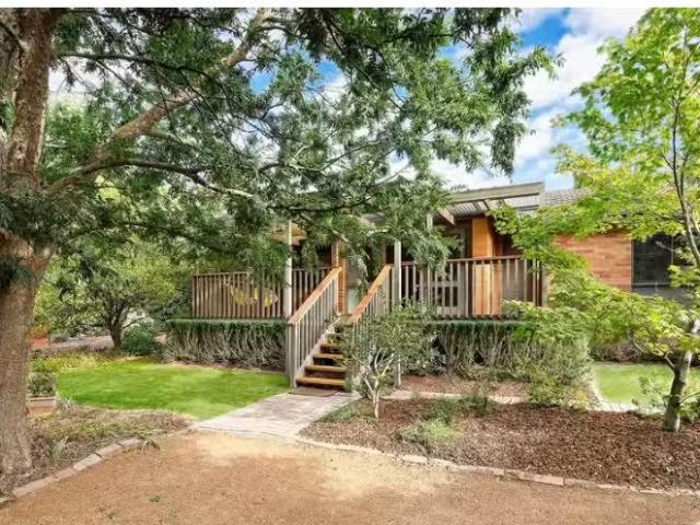 For Rent! 4 BR 6 Givens Street, PEARCE House for rent Listed.