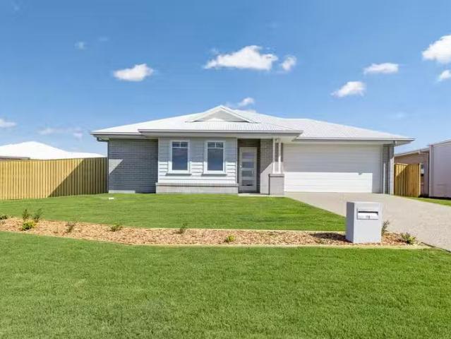 For Rent! 4 BR 75 Wisteria Street, BARGARA, QLD 4670 House f.