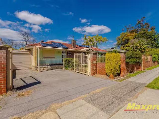 Deal! 4 BR 9 Bridgeway Avenue, Ferndale, WA 6148