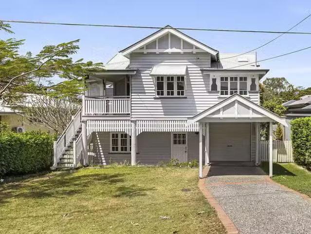 Rental! 4 BR 9 Douglas Street, Sherwood, QLD 4075
