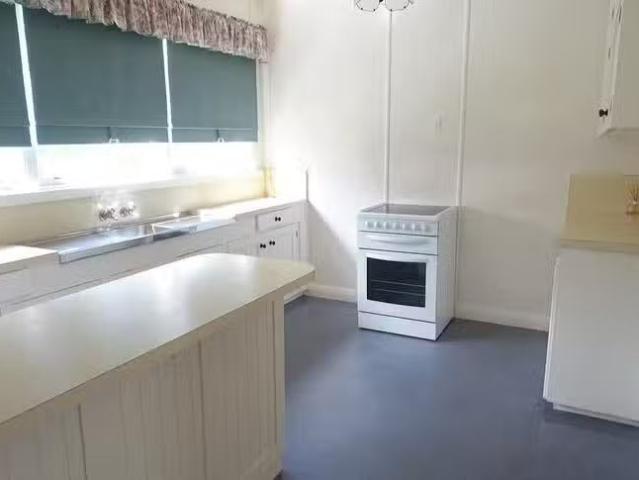 Cheap 4 Darling Street, Queenstown, TAS 7467