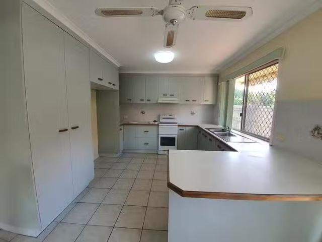 Unique 4 Ernie Pattison Drive, Avenell Heights, QLD 4670