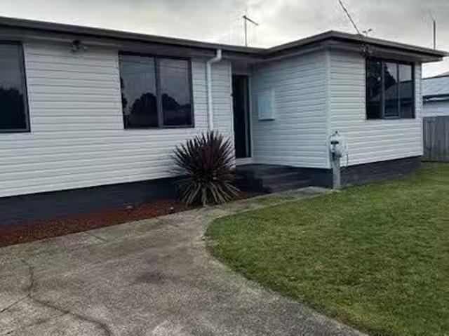 Unique 4 Grant Street, Smithton, TAS 7330