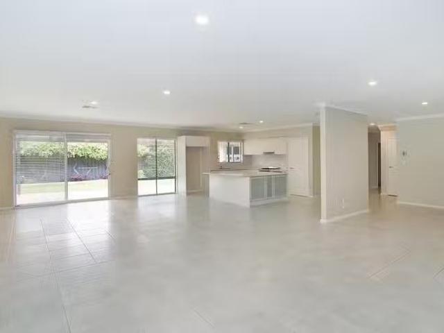 Cozy 4 Rudis Way, Broadwater, WA 6280