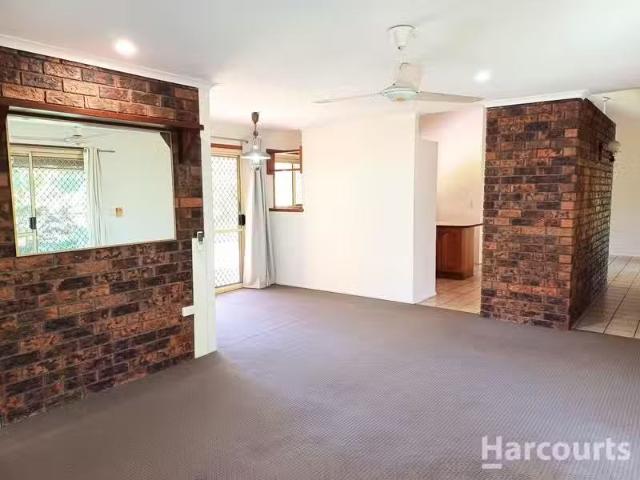 For Rent! 4 Raward Road, WONDUNNA, QLD 4655 House for Rent