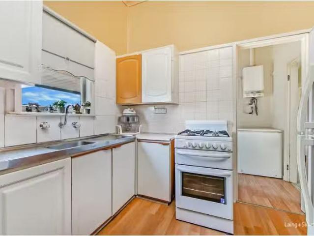Cozy 4 Schiller Place, EMERTON House for rent Listed by Sharn.