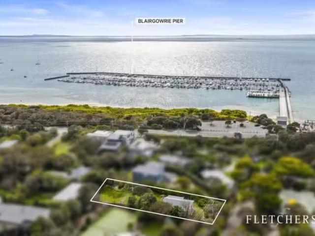 Unique 4 Scott Wynd, Blairgowrie VIC 3942 House Auction