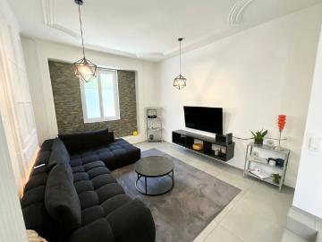 Charming 4.5 room apartment with character on the ground floor