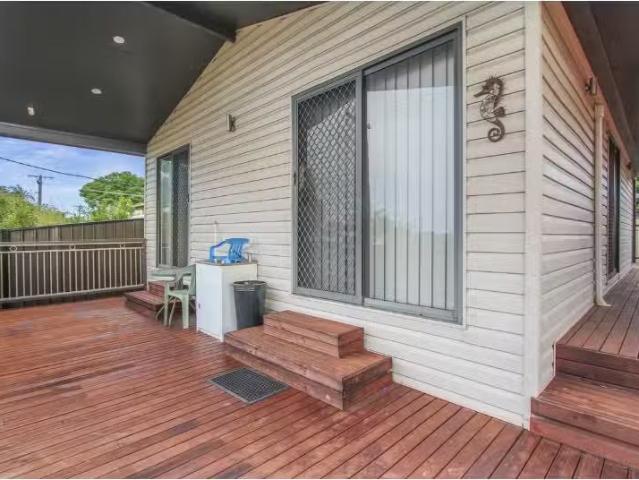 For Rent! 4b Clifton Drive, Port Macquarie Apartment for rent.