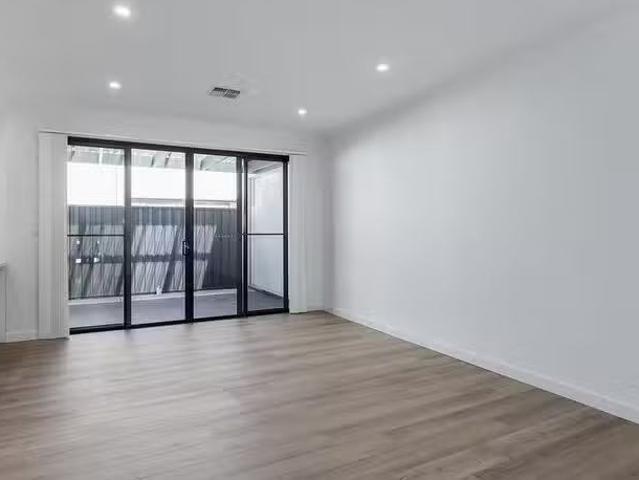 Rental! 4B Hardys Road, Torrensville, SA 5031