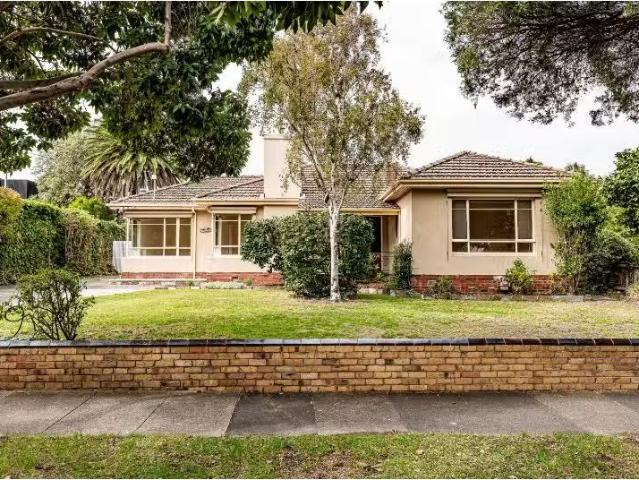 Deal! 53 Warleigh Grove, Brighton House for rent Listed by Pr.
