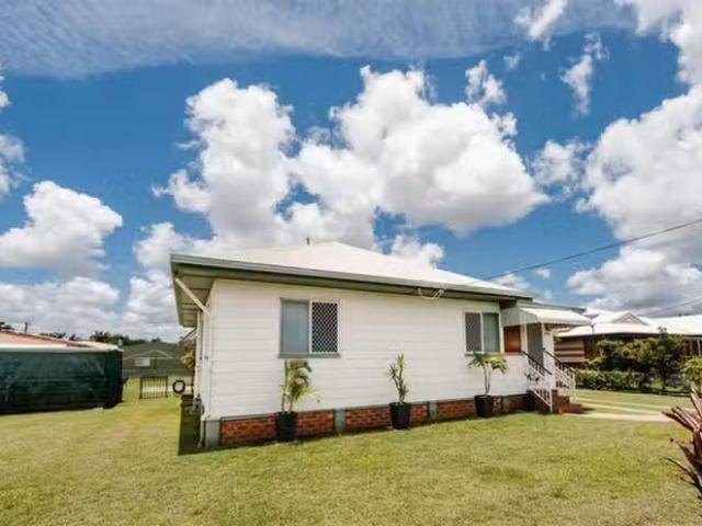 Just in! 53 Montgomery Street, Svensson Heights, QLD 4670