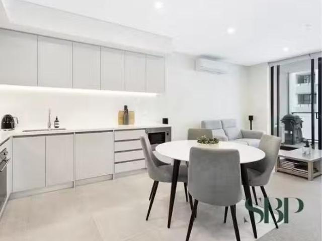 Just in! 507/7 Village Place, Kirrawee, NSW 2232