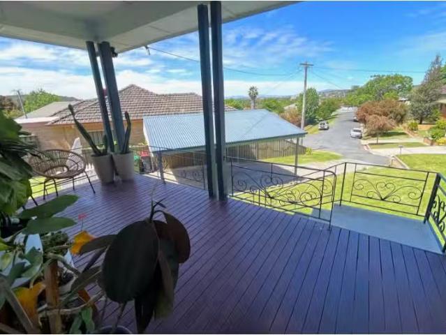 Just in! 513 Cossor Street, Albury House for rent Listed by P.