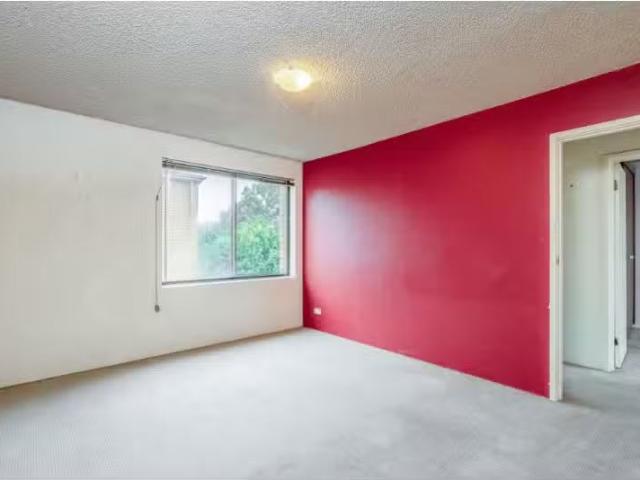Unique 51/3 Waddell Place, CURTIN Apartment for rent Listed b.