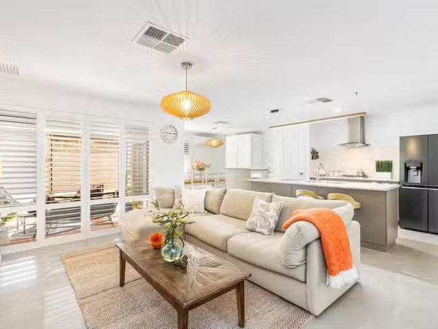 For Rent! 51 Mullaloo Drive, Mullaloo, WA 6027