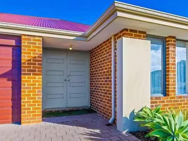 Just in! 51 Parktree Avenue, Yanchep, WA 6035