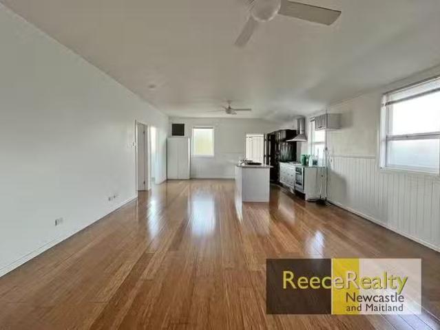 Just in! 51 Rodway Parade, Kotara, NSW 2289
