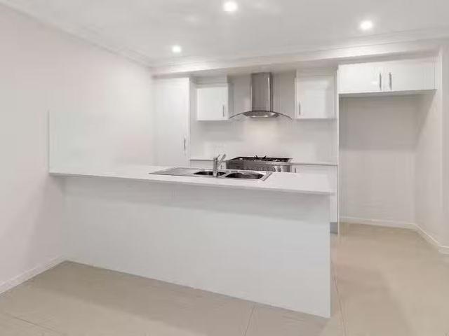 Cozy 51 Swansea Circuit, Redland Bay, QLD 4165