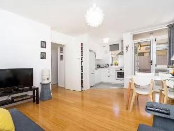 Deal! 5/227 Scarborough Beach Road, Doubleview, WA 6018